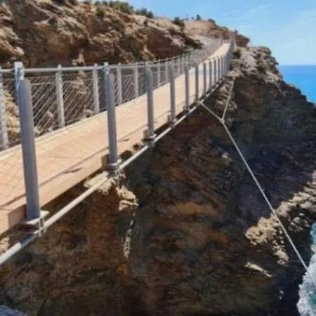 Primera Linea De Playa En * Torrenueva (Andalusia)