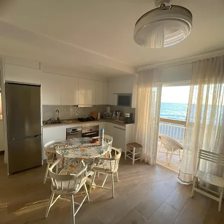 Appartement Primera Linea De Playa En Torrenueva (Andalusia)